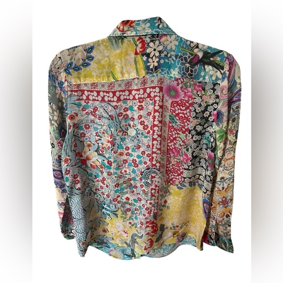 Johnny Was Colorful Floral Button-Up Shirt petite size XS - Picture 8 of 9